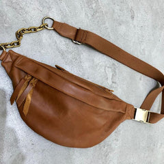 Crescent Carry Leather Crossbody Bag Chest Bag - Black/Brown - One Size
